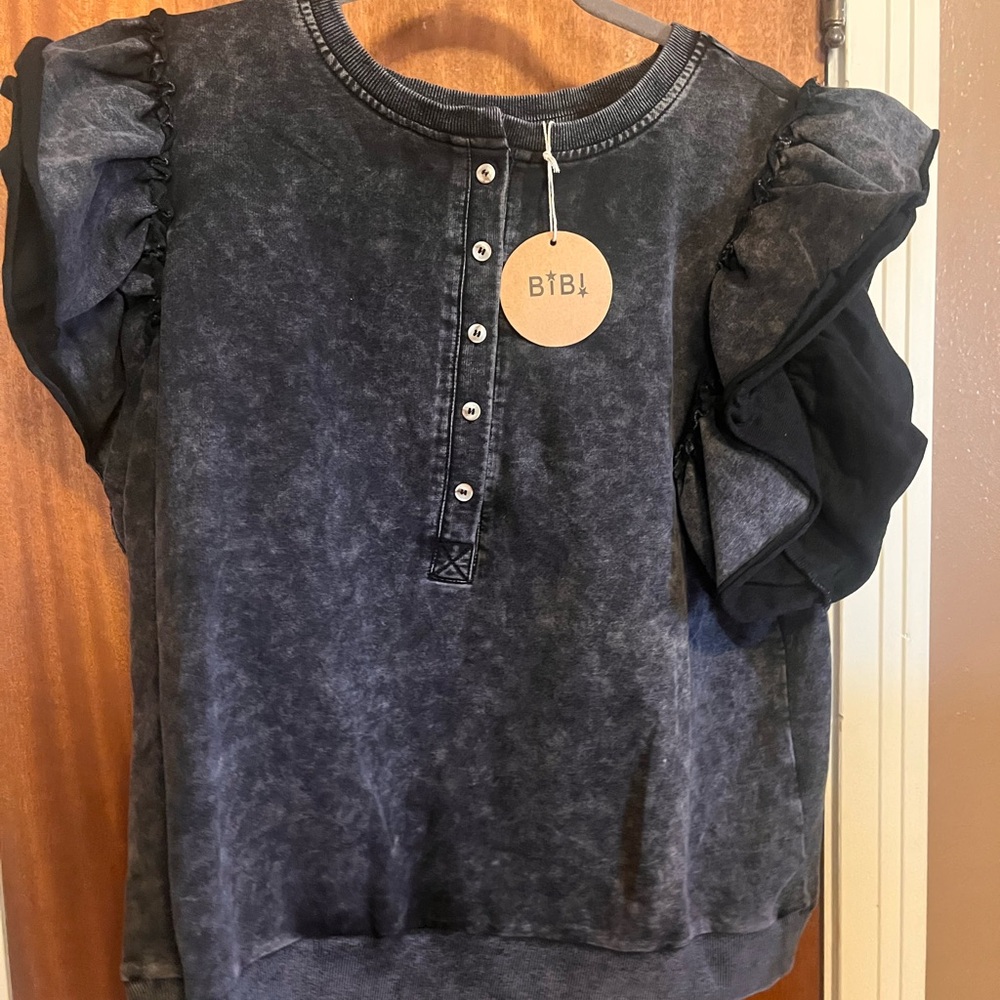 Puff Sleeve Mineral Wash Henley Top - Charcoal Black